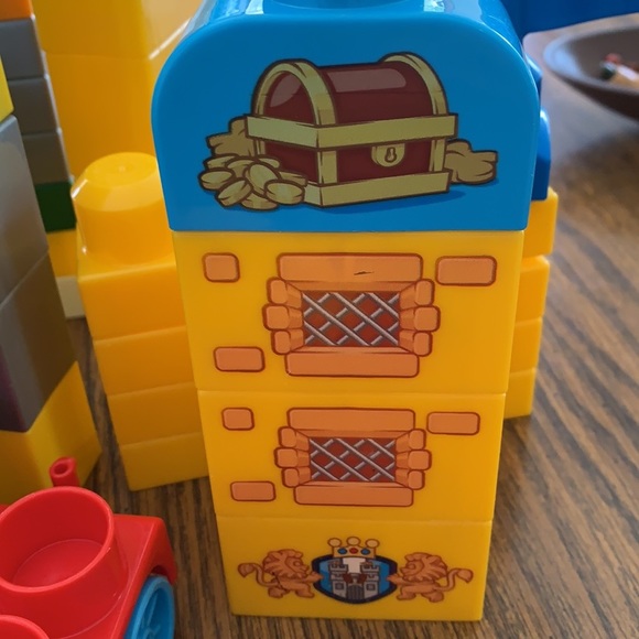 Mega Bloks, Thomas And Friends, 80 Pieces In Carrying Case - Picture 5 of 16